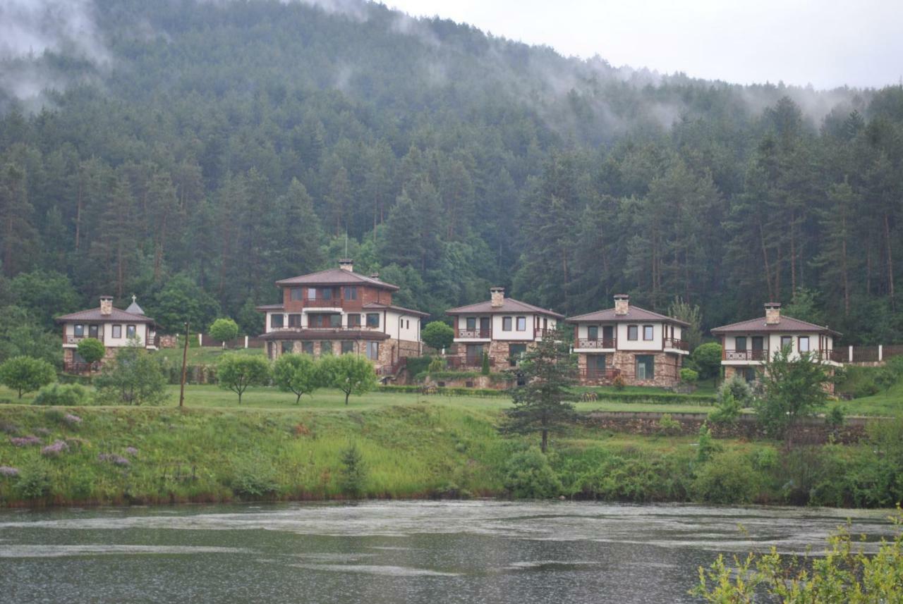 Хотел Планински Кът Dorkovo Ngoại thất bức ảnh